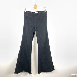 Free People Bell Bottom Pull On Jeans With Raw Hem Size 26